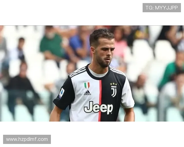 C罗全场表现亮眼7次射门收获2球并贡献高评分86